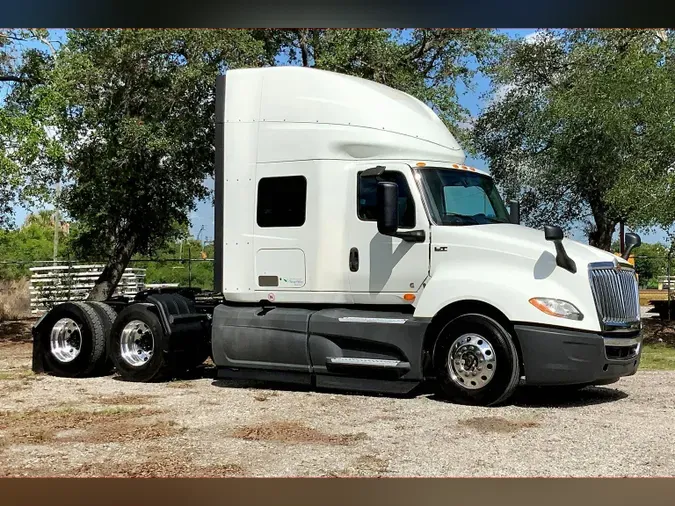 2021 INT LT625 6x45d3c6e959cc5b085ff21879ef6ab3bd4