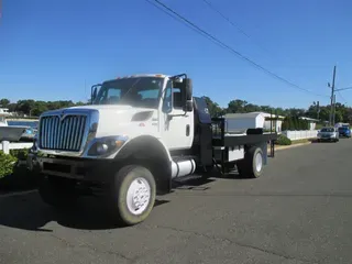 2012 INTERNATIONAL 7300 4X4