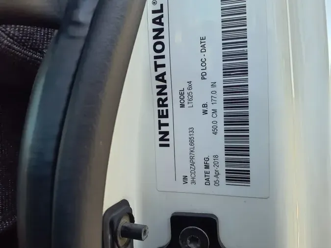 2019 NAVISTAR INTERNATIONAL LT625 DAYCAB T/A