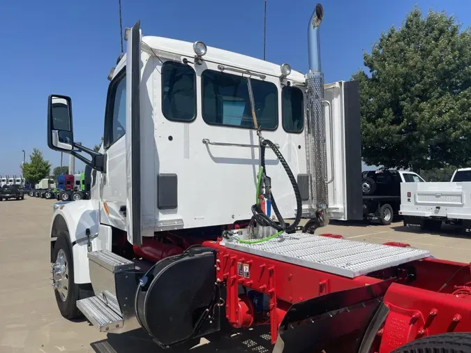2022 Peterbilt 567
