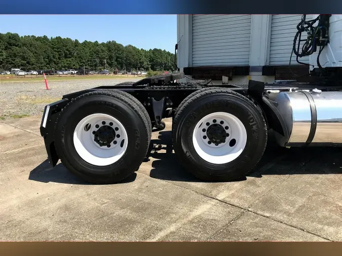 2019 INT LT625 6x4