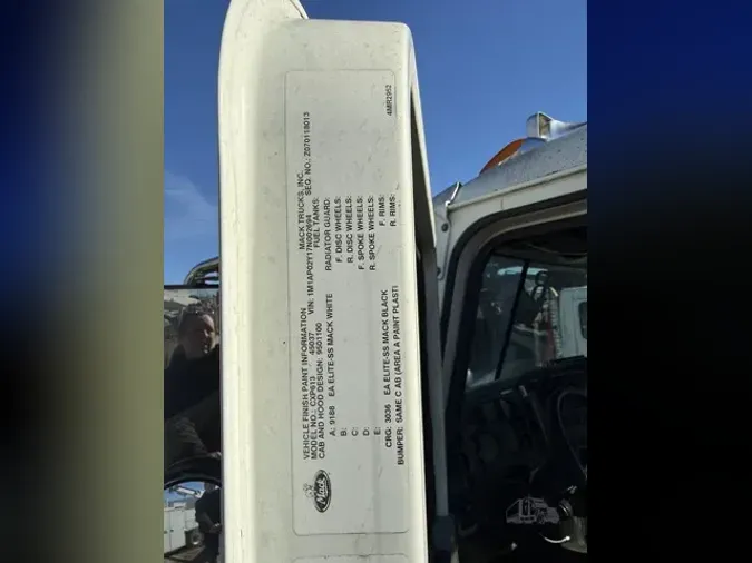 2007 MACK PINNACLE CXP613