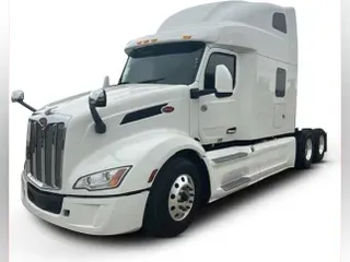 2023 Peterbilt 579