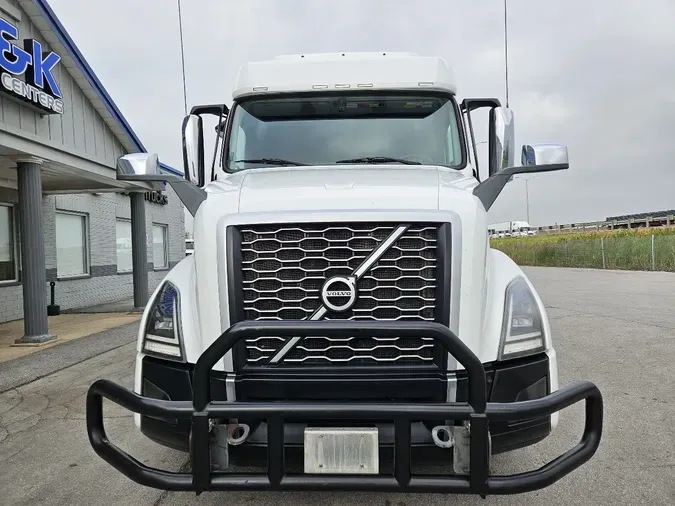 2021 VOLVO VNL64T7405d4e03b1b70260de69f16f95dac79d39