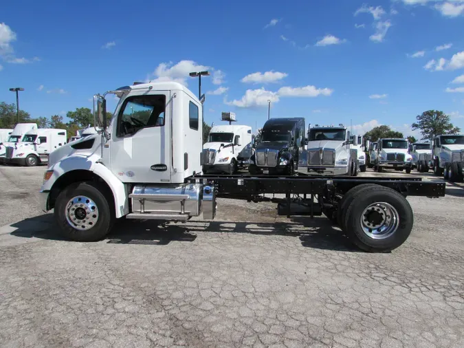 2025 Kenworth T280