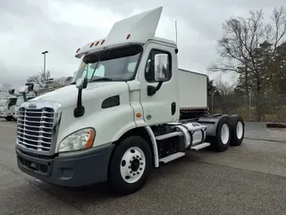 2018 FREIGHTLINER/MERCEDES CASCADIA 113