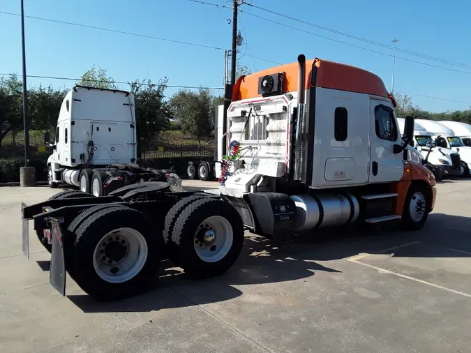 2019 FREIGHTLINER/MERCEDES CASCADIA 125