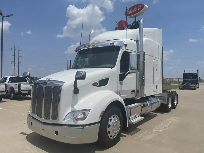 2022 Peterbilt 579