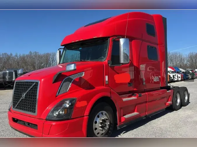 2018 VOLVO VNL64T780