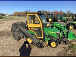 2006 John Deere 2305
