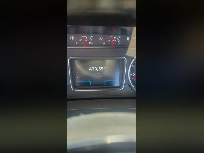 2021 International LT625