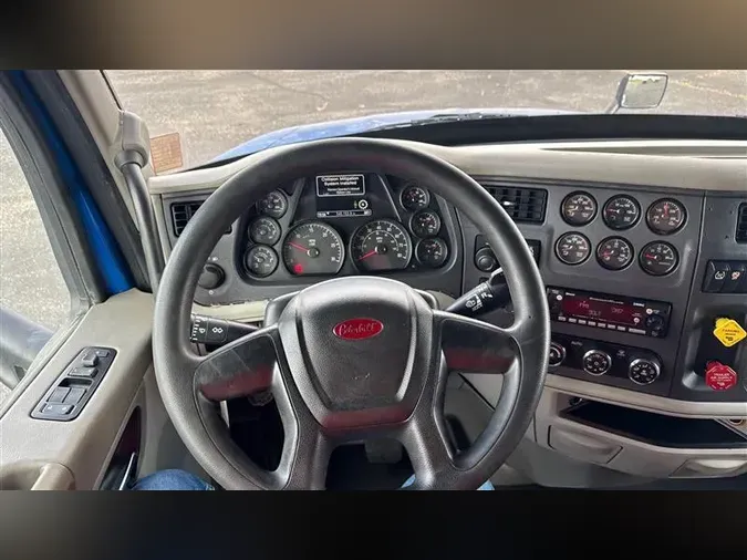 2020 PETERBILT 579