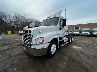 2017 Freightliner CASCADIA 125