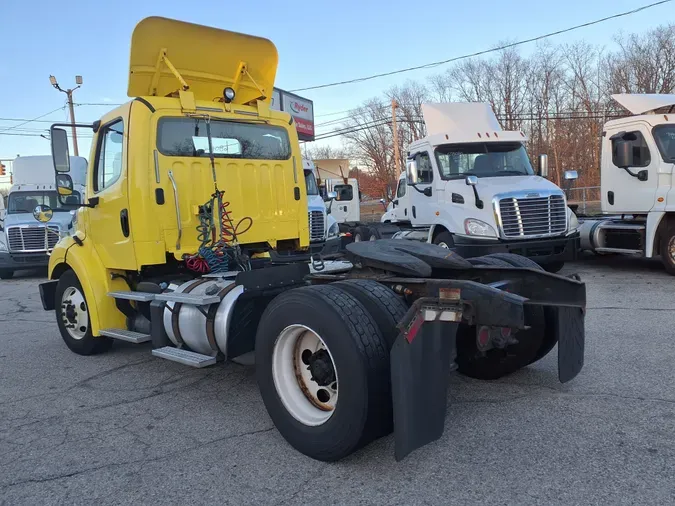 2018 FREIGHTLINER/MERCEDES M2-112