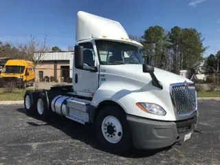 2018 International LT625