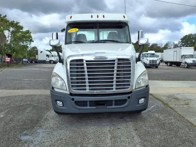 2018 FREIGHTLINER/MERCEDES CASCADIA 125