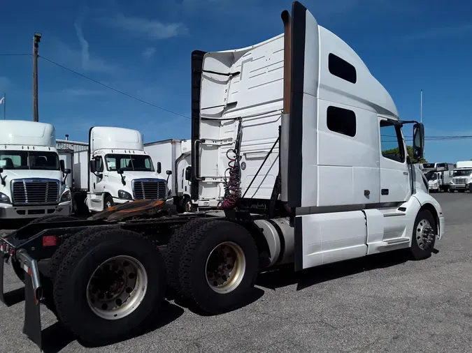 2019 VOLVO VNL64T-760