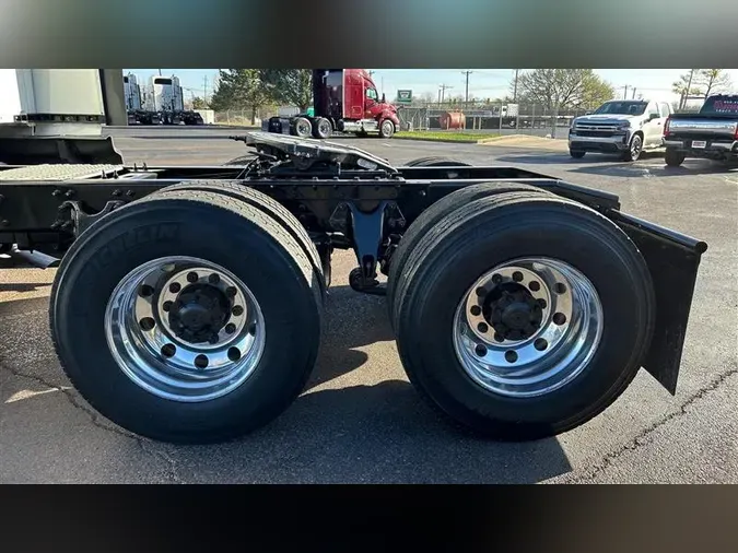 2022 INTERNATIONAL LT