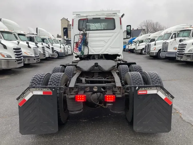 2019 NAVISTAR INTERNATIONAL LT625 DAYCAB T/A