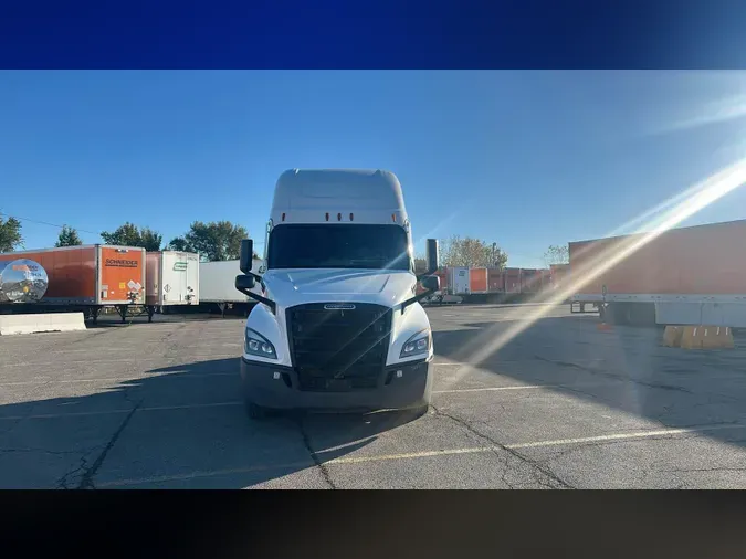 2022 Freightliner Cascadia 126
