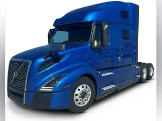 2022 Volvo VNL64T760