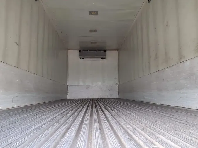 2021 FREIGHTLINER/MERCEDES M2 106