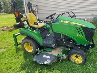 2016 John Deere 1023E