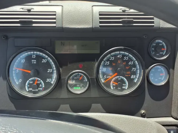 2019 FREIGHTLINER/MERCEDES CASCADIA 1255d7ee7f4338c5f6e43ce2b8b1bb6d017
