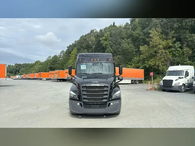 2024 Freightliner Cascadia 1265d808ff8e4bcab1a16fc9f2b26be64cd