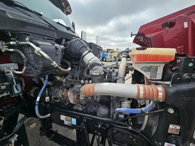 2023 PETERBILT 567
