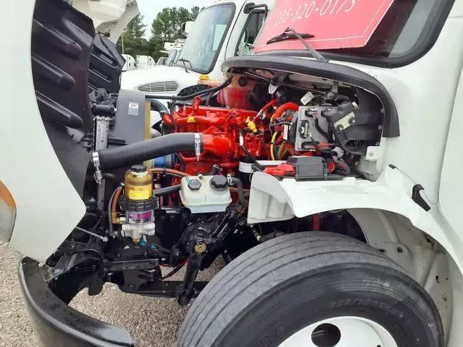 2020 FREIGHTLINER M2 106