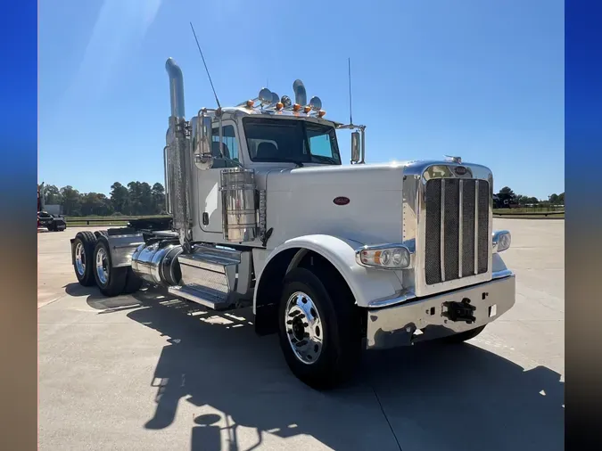 2020 PETERBILT 389