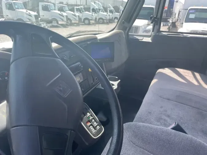 2019 NAVISTAR INTERNATIONAL 4300