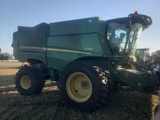 2019 John Deere S790