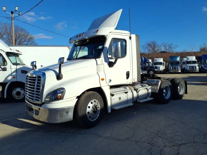 2018 FREIGHTLINER/MERCEDES CASCADIA 1255d89ae1d3974d22ec69d6be572401c2f