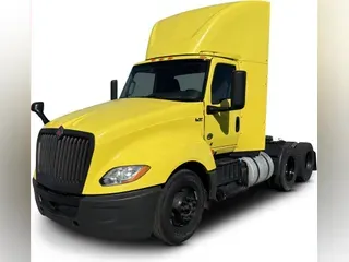 2023 International LT625