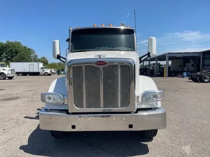 2016 Peterbilt 567