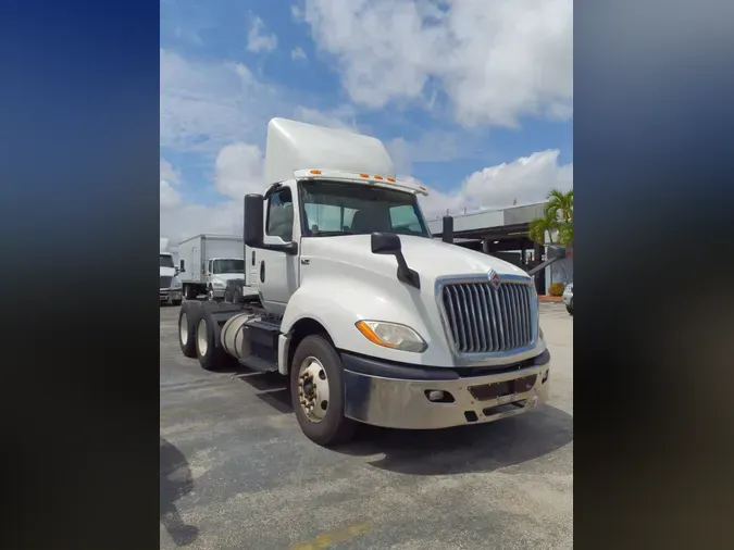 2018 NAVISTAR INTERNATIONAL LT625 DAYCAB T/A