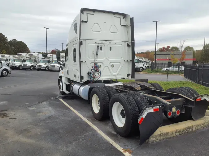 2016 FREIGHTLINER/MERCEDES CASCADIA 125