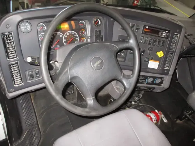 2019 FREIGHTLINER/MERCEDES 114SD