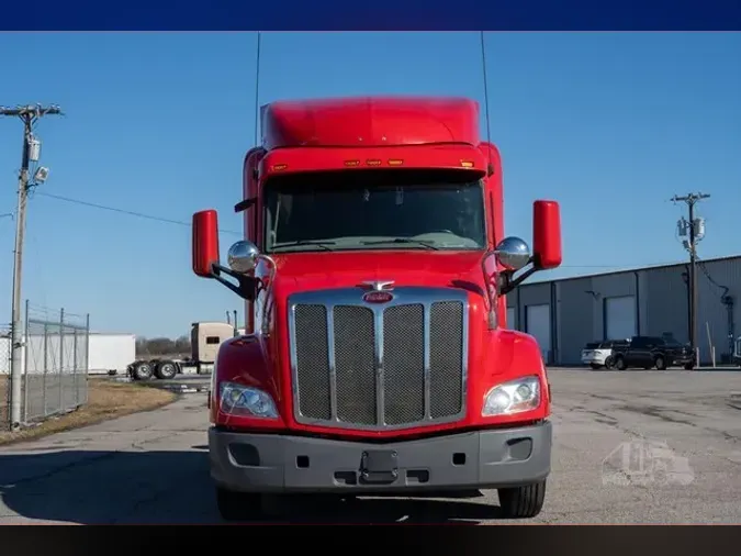 2019 PETERBILT 579
