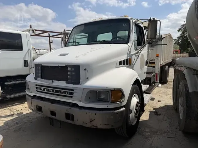 2005 STERLING ACTERRA 8500