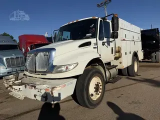 2013 INTERNATIONAL DURASTAR 4400