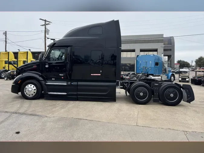 2023 Peterbilt 579