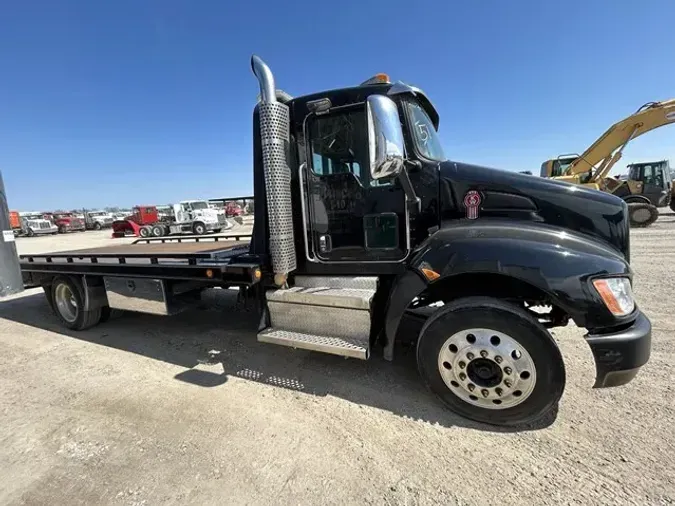 2019 KENWORTH T270