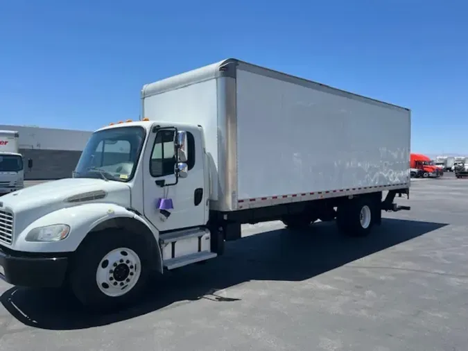 2019 FREIGHTLINER M2 106