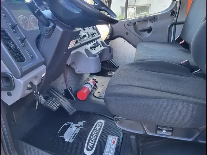 2018 FREIGHTLINER/MERCEDES M2 1065daa050c9ff04cf67191b677aa17bbff