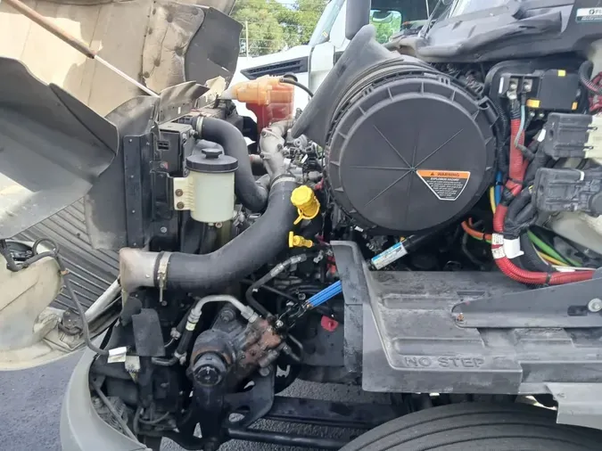 2020 NAVISTAR INTERNATIONAL RH613 DAYCAB T/A