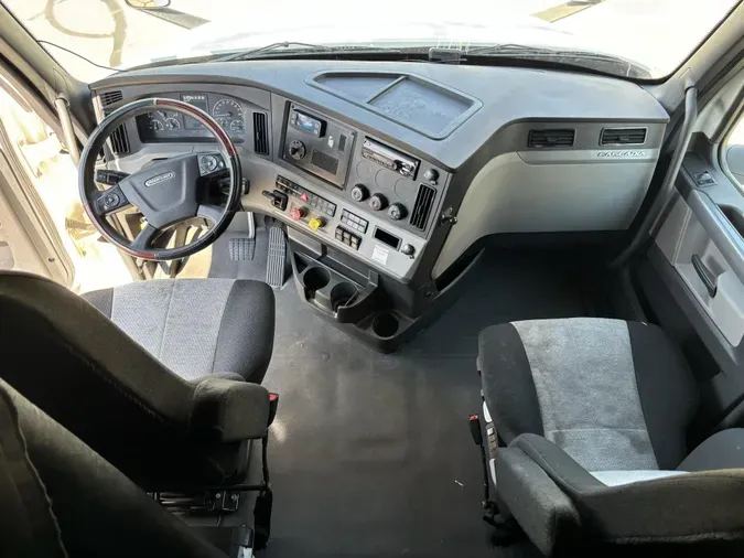 2020 Freightliner Cascadia