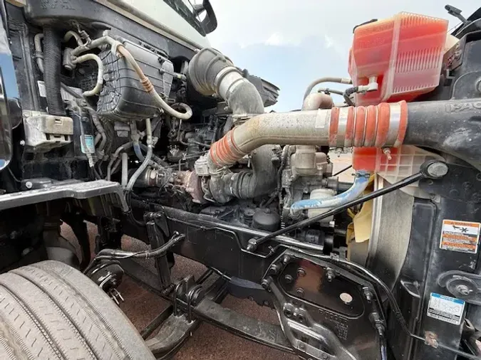 2019 PETERBILT 579